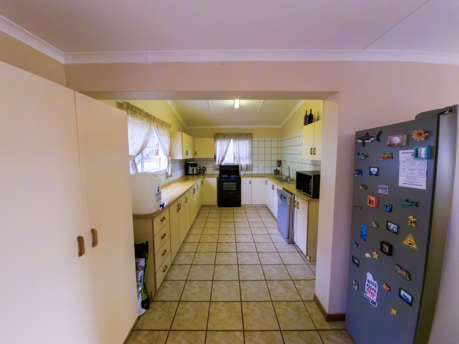 3 Bedroom Property for Sale in Stilbaai Wes Western Cape